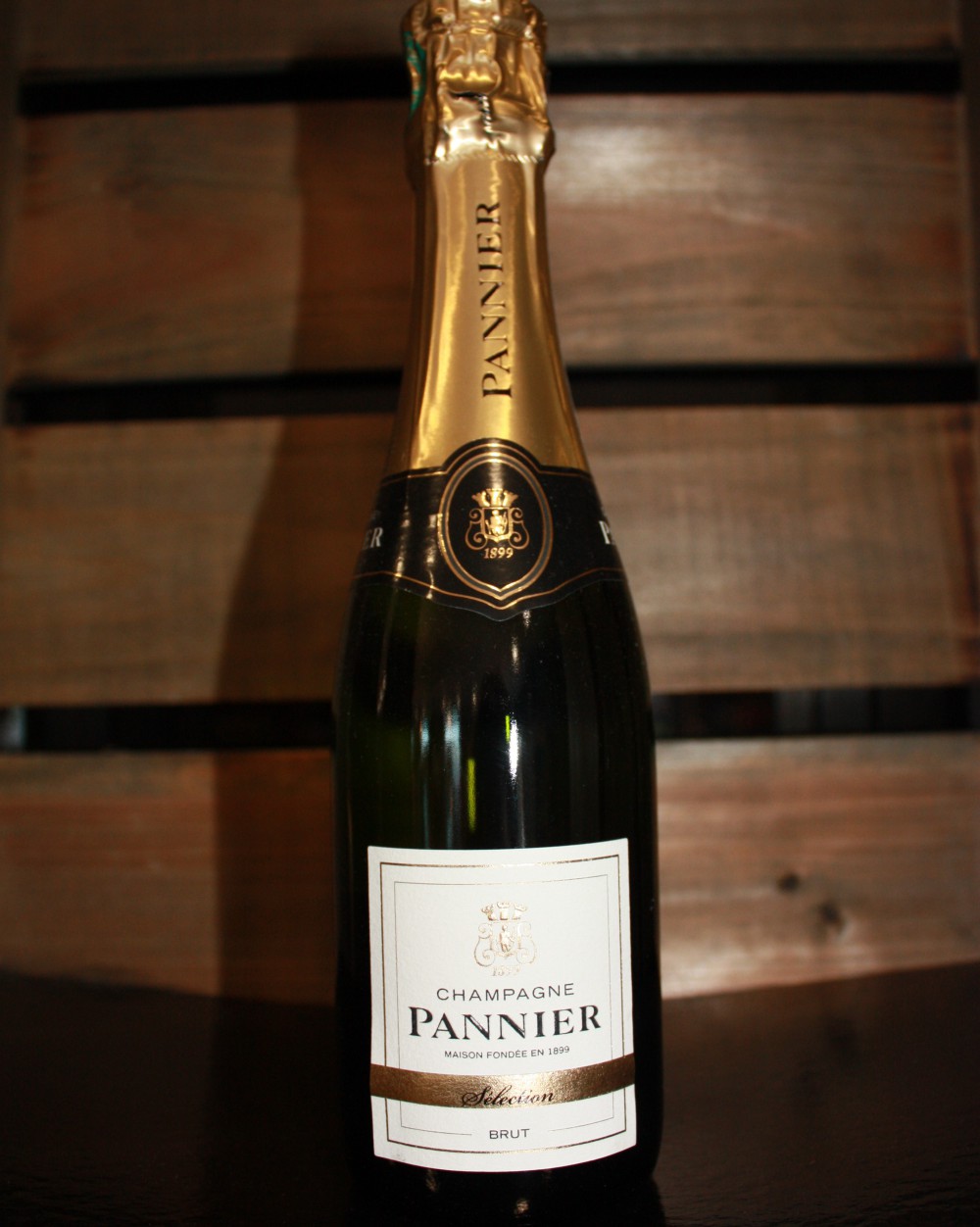 Champagne Pannier Brut Sélection avec 2 flûtes au meilleur prix