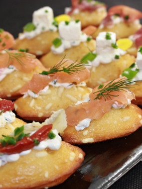 LES MADELEINES AU CHEDDAR