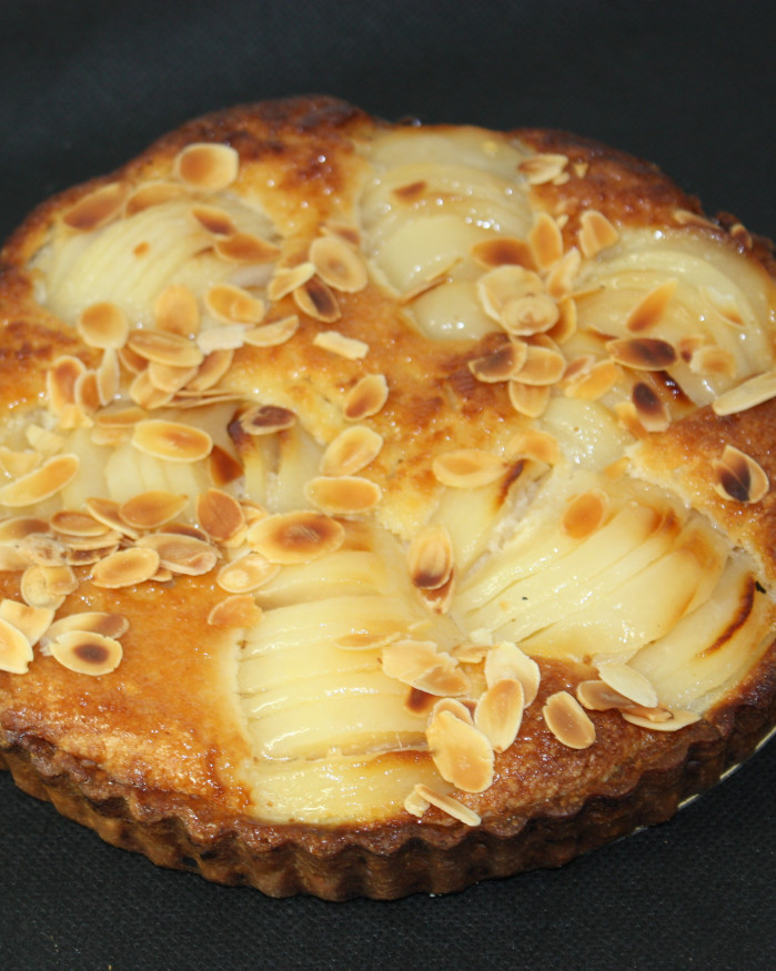TARTE POIRE AMANDINE 8 PERS