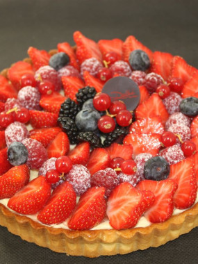 TARTE FRUITS ROUGES MOUSSELINE  8 PERS
