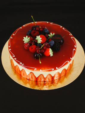 FRAISIER 8 PERS
