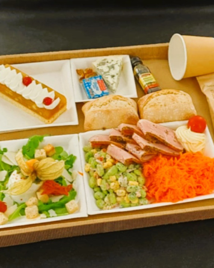 PLATEAU REPAS LE TERRE