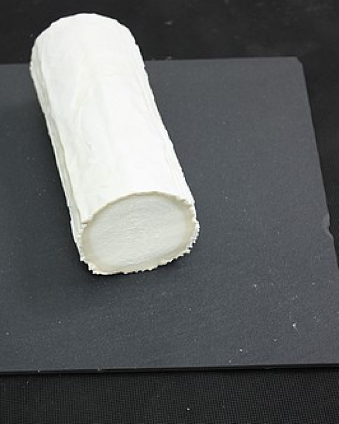 Bûche de Chèvre à la coupe