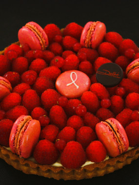 TARTE MACARONS ET FRAMBOISES FRAICHES 8 PERS