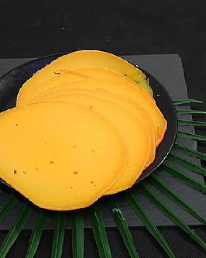 Mimolette tranche